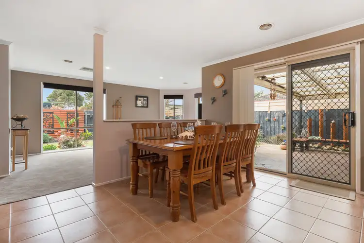 Fifth view of Homely house listing, 4 Opal Court, Skye VIC 3977
