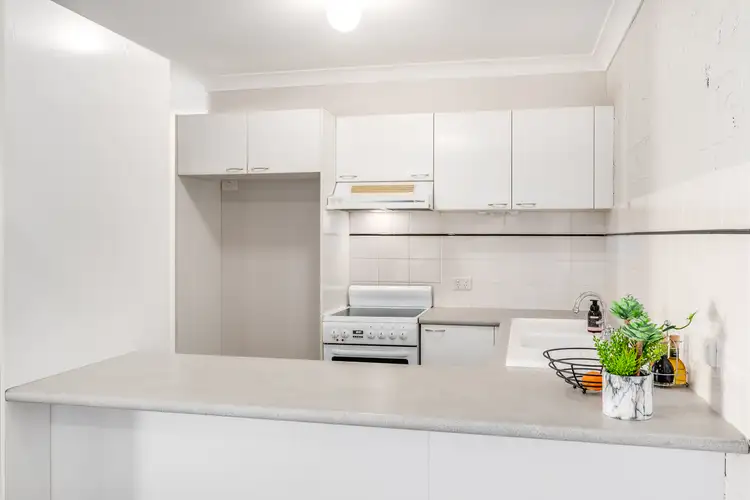 Sixth view of Homely villa listing, 2/11 Deal Street, Mount Hutton NSW 2290