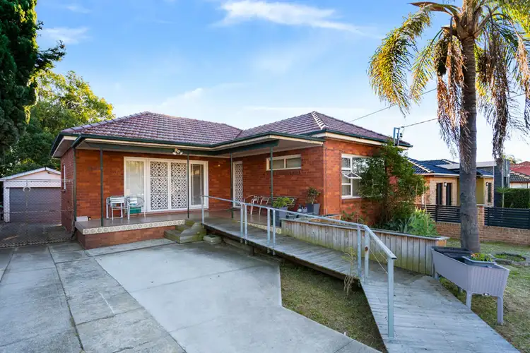 23 Chamberlain Road, Guildford NSW 2161