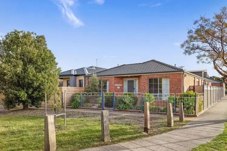 1 Halyard Terrace, St Leonards VIC 3223