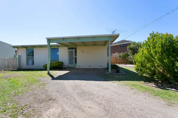 4 Dunsmuir Drive, Rosebud VIC 3939