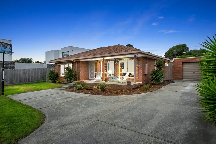 2/135 Boneo Road, Rosebud VIC 3939