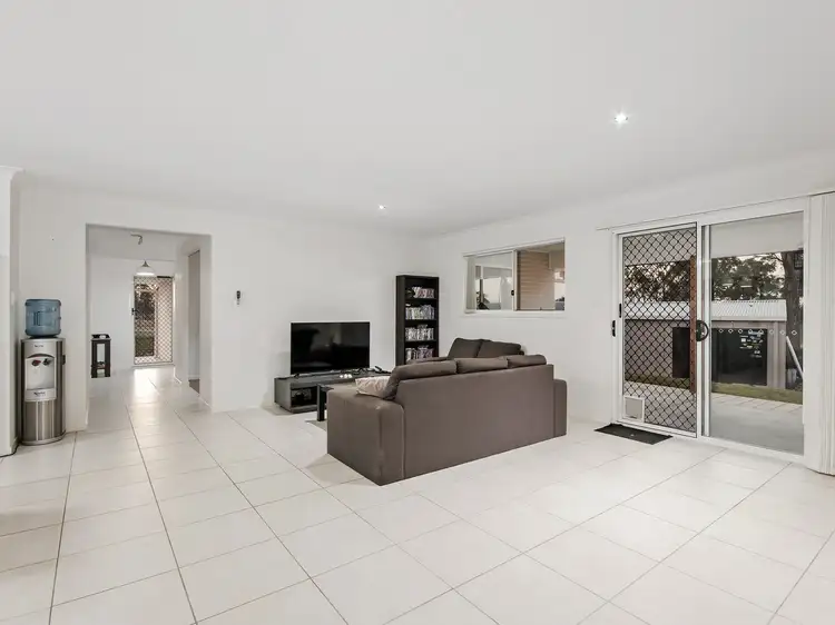 Fourth view of Homely house listing, 3 Kerry View Court, Forest Hill QLD 4342