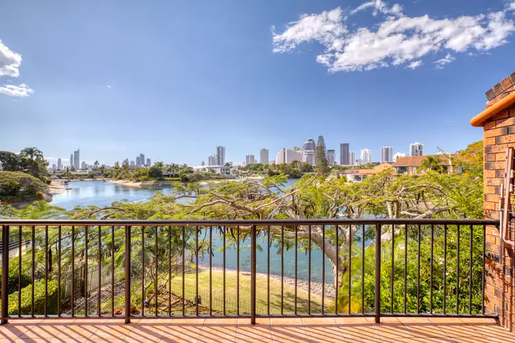 4/47 Hooker Boulevard, Broadbeach Waters QLD 4218