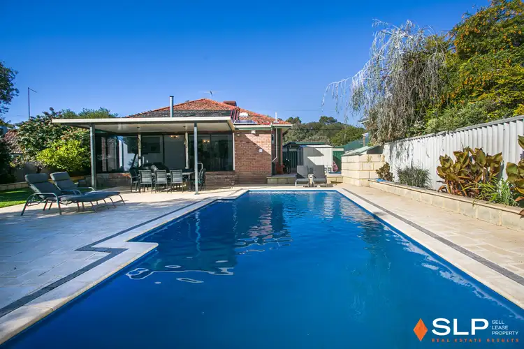1 Collick Street, Hilton WA 6163