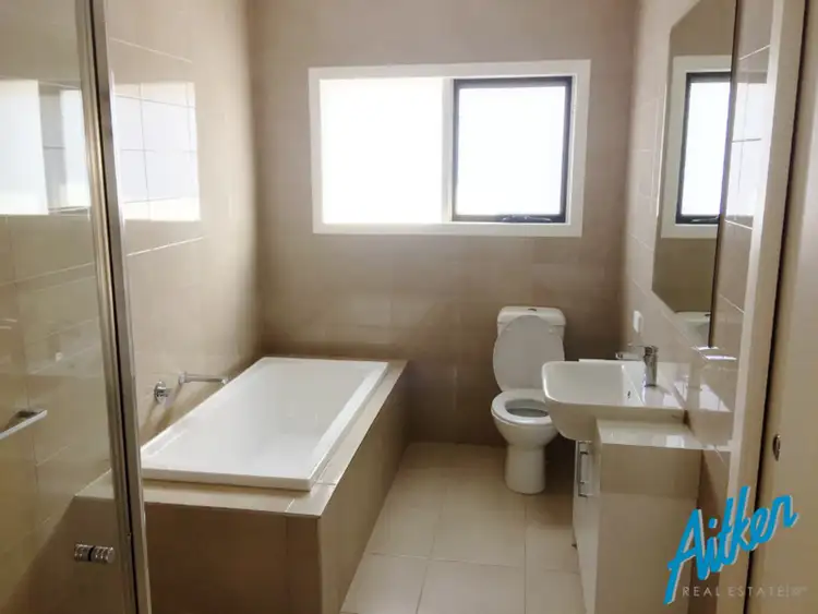 Fifth view of Homely townhouse listing, 6/129-131 Nepean Highway, Mentone VIC 3194