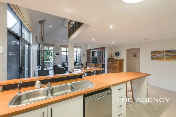 Fifth view of Homely house listing, 4 Klem Avenue, Redcliffe WA 6104