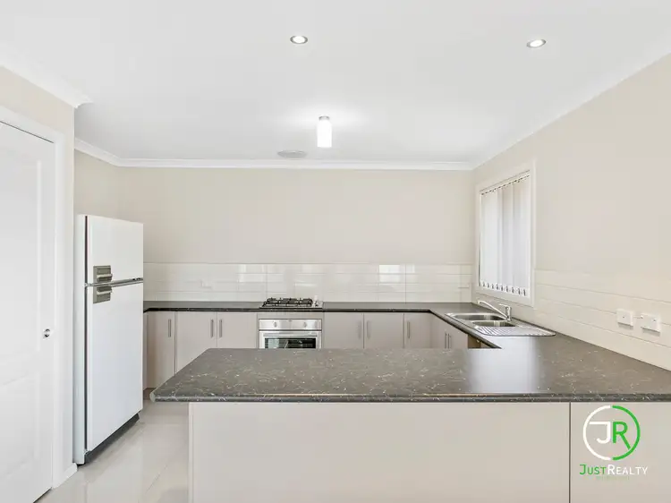 Fifth view of Homely unit listing, 3/6 Murray Court, Cranbourne VIC 3977