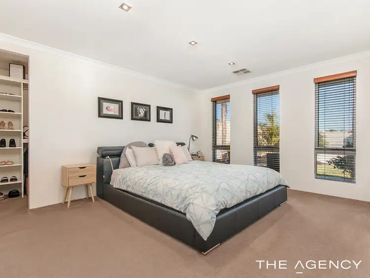 Fifth view of Homely house listing, 37 Arrowwood Loop, Secret Harbour WA 6173