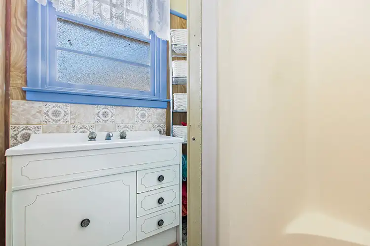 Fifth view of Homely house listing, 97 Bree Road, Hamilton VIC 3300