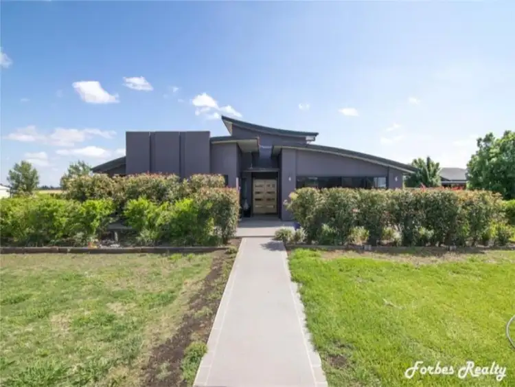 187 Blaxland Road, Dalby QLD 4405