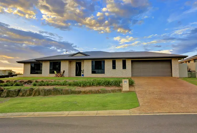 Fourth view of Homely house listing, 1 Outlook Court, Ashfield QLD 4670