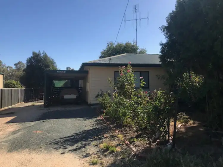 25 Barratta Street, Moulamein NSW 2733