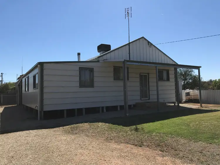 9 Turora Street, Moulamein NSW 2733