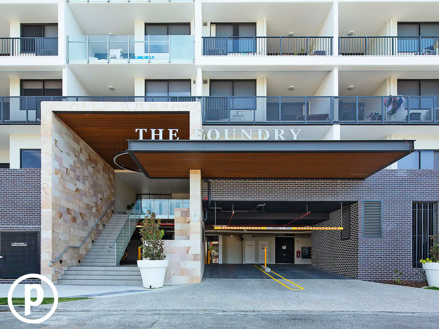 Main view of Homely unit listing, 407/8 Deshon Street, Woolloongabba QLD 4102