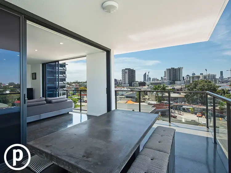 Sixth view of Homely unit listing, 407/8 Deshon Street, Woolloongabba QLD 4102
