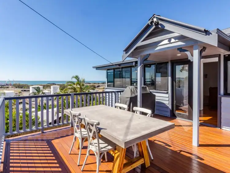 26 Auckland Street, Gladstone Central QLD 4680