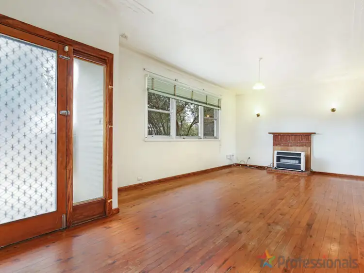 Fourth view of Homely house listing, 11 Bellevue Road, Armidale NSW 2350