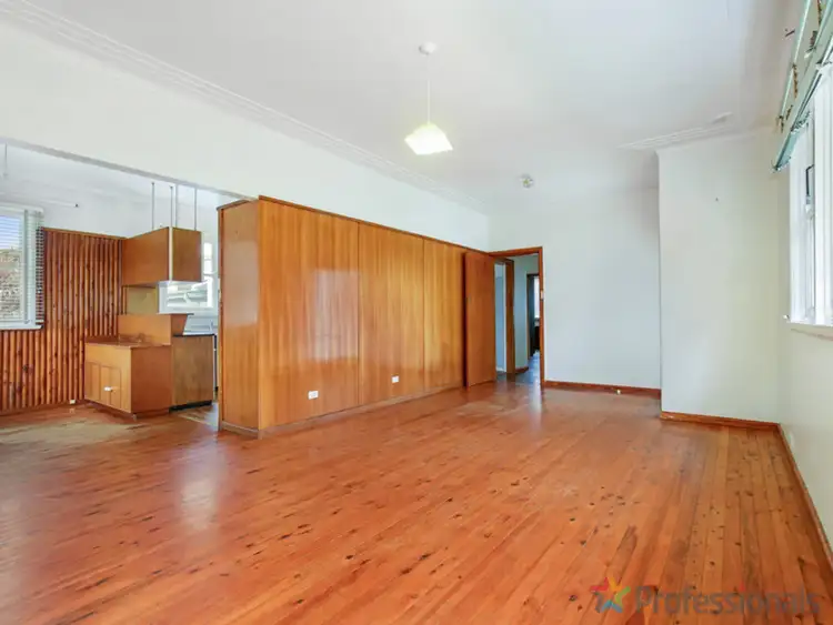 Fifth view of Homely house listing, 11 Bellevue Road, Armidale NSW 2350