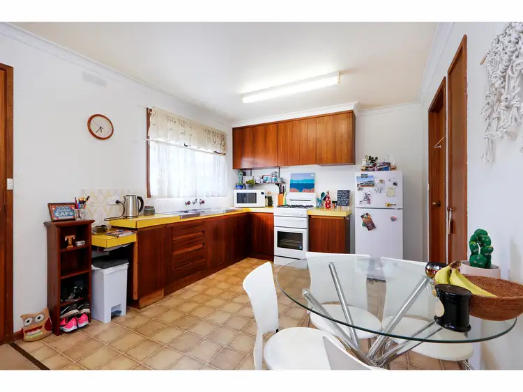 Sixth view of Homely townhouse listing, 2/4 Oak Street, Sale VIC 3850