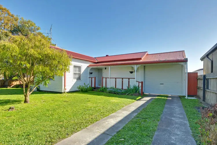 146 Narracan Drive, Newborough VIC 3825