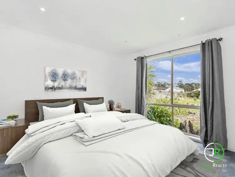Fifth view of Homely house listing, 6 Quinny Street, Koo Wee Rup VIC 3981