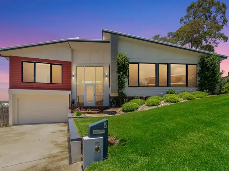5 Eucalyptus Place, Kirkwood QLD 4680