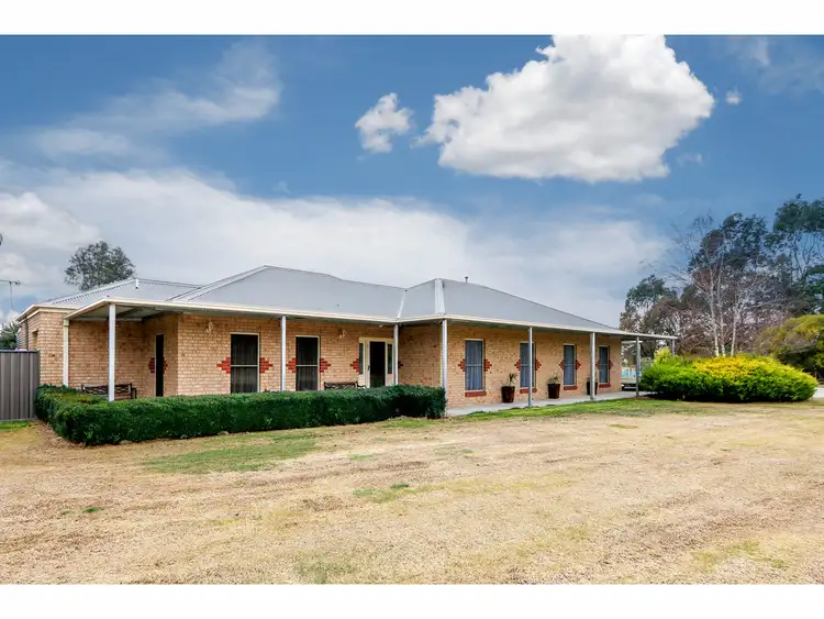 43 Dowling Court, Wurruk VIC 3850