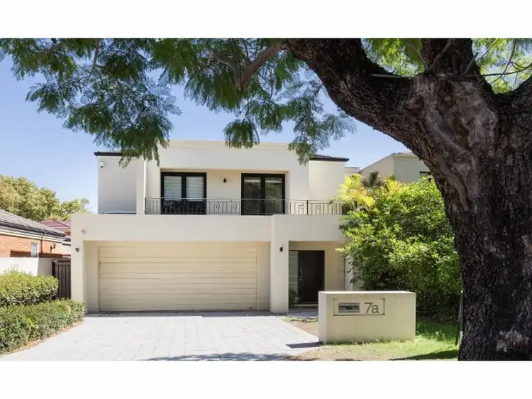 7A Forbes Road, Applecross WA 6153