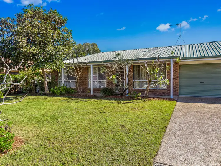 2/52 Victoria Avenue, Pottsville NSW 2489