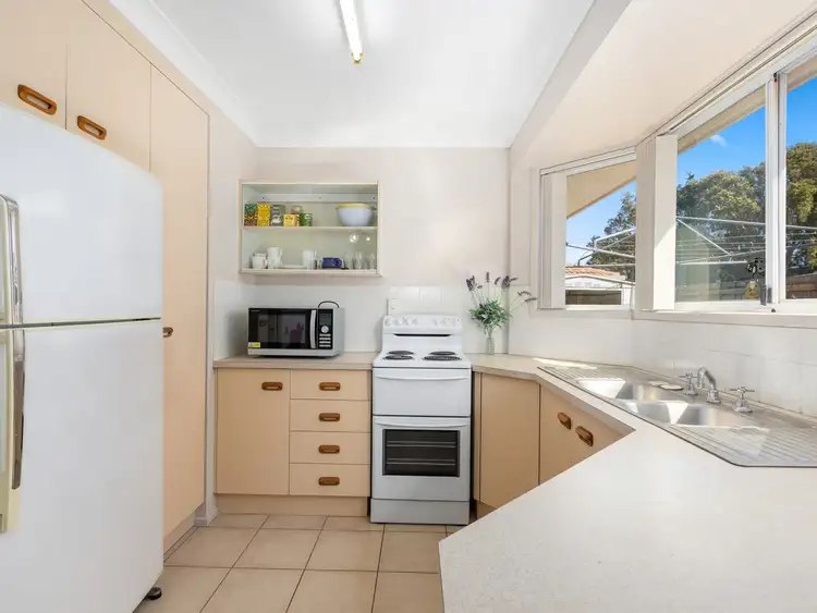 Fifth view of Homely semi-detached listing, 2/52 Victoria Avenue, Pottsville NSW 2489