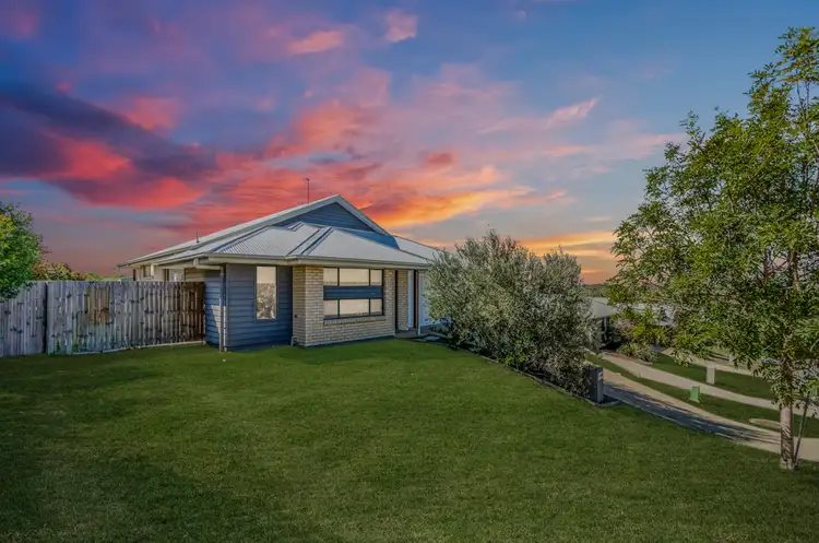 14 Wentworth Place, Glen Eden QLD 4680