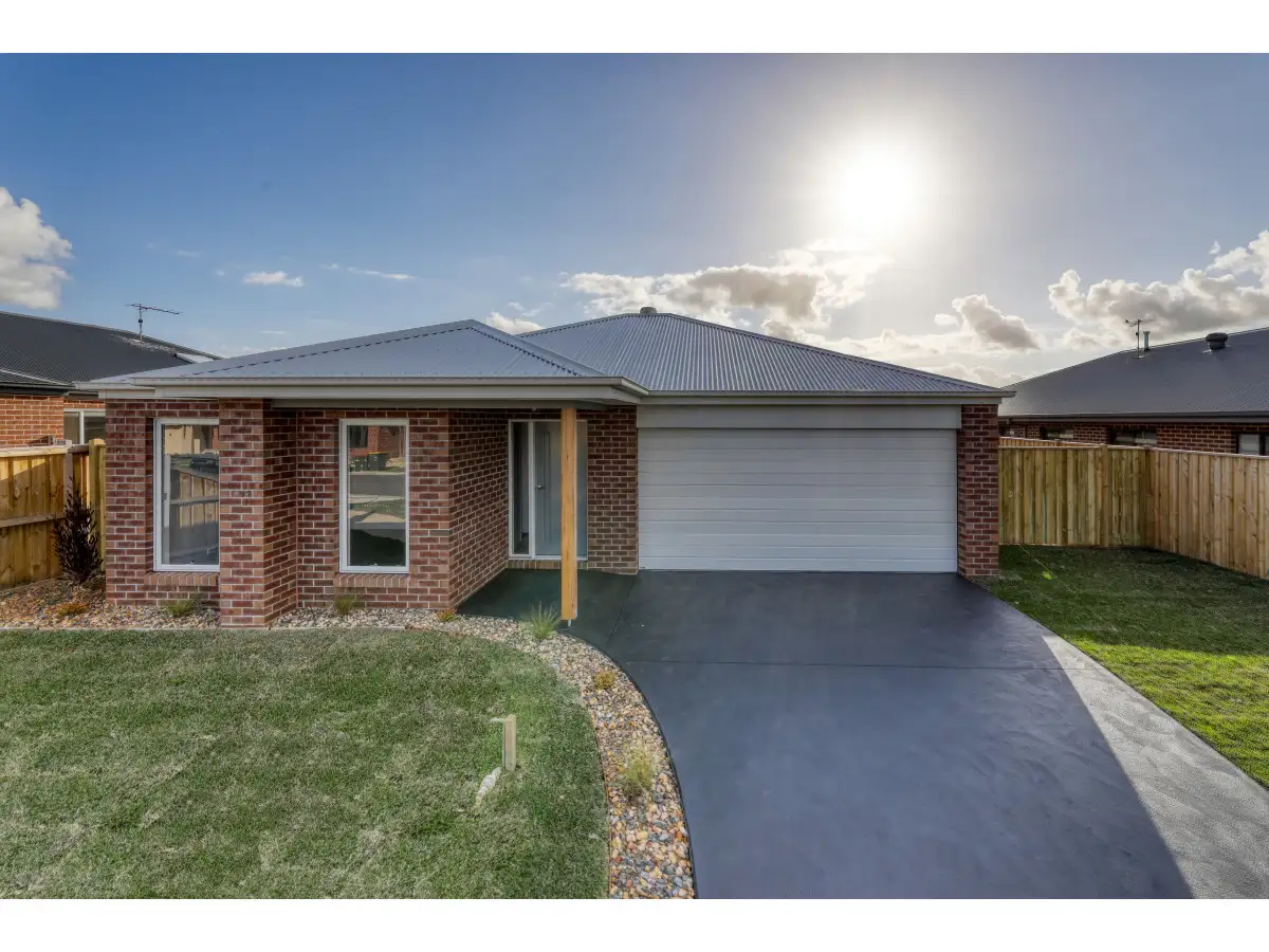 Main view of Homely house listing, 4 Abbey Court, Warragul VIC 3820