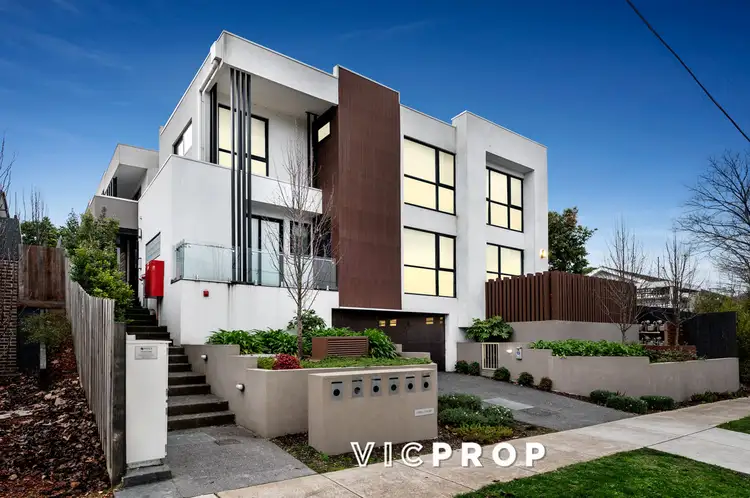 3/6 Hill Court, Doncaster VIC 3108