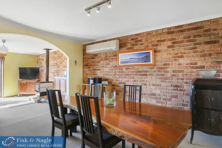 11 Hart Crescent, Bega NSW 2550