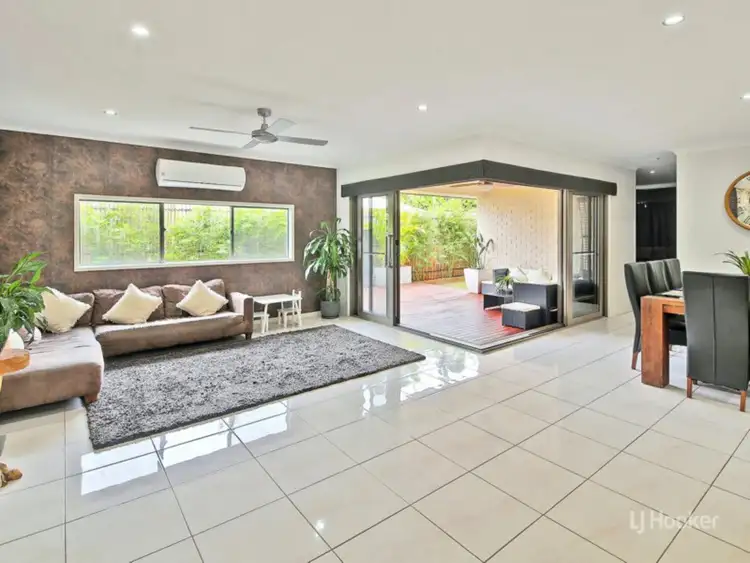 Second view of Homely house listing, 11 Wattle Grove, Boronia Heights QLD 4124