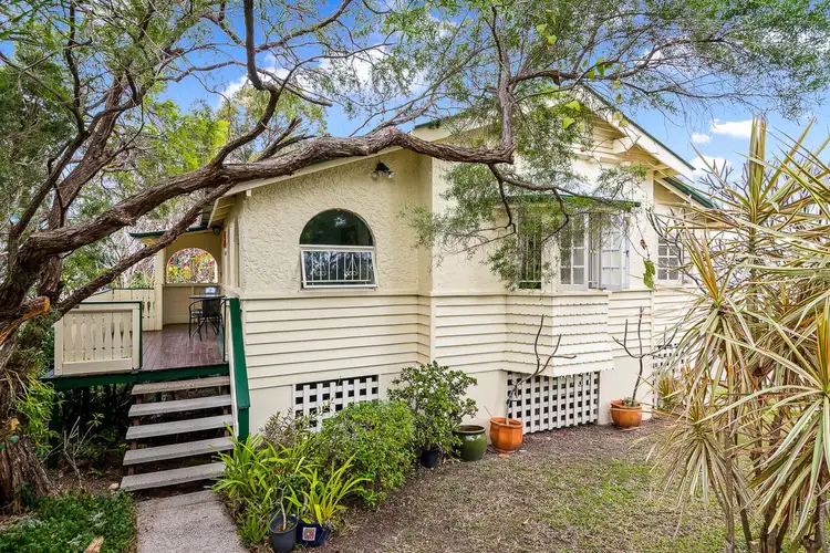 49 MacDonald Street, Norman Park QLD 4170