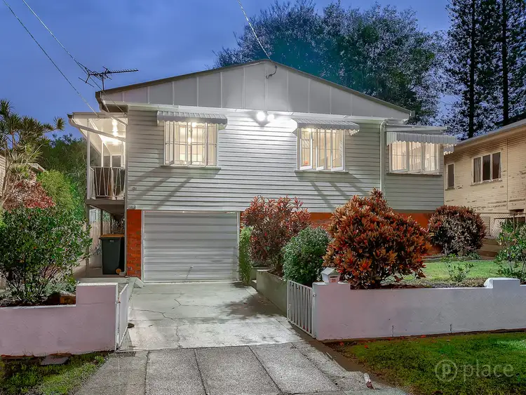 31 Sorbiston Street, Holland Park West QLD 4121