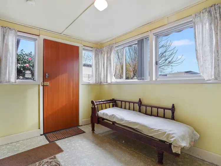 Sixth view of Homely house listing, 17 Farnsworth Street, Sunshine VIC 3020