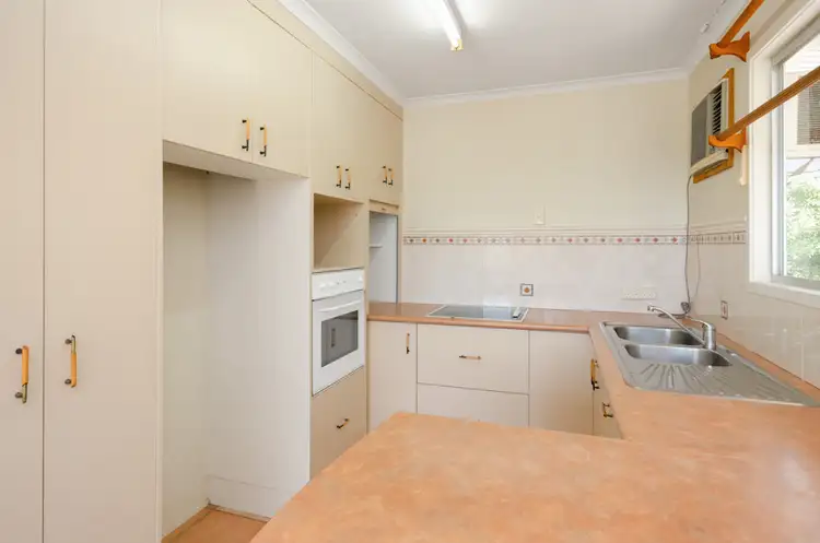 Sixth view of Homely house listing, 11 Saturn Crescent, Telina QLD 4680