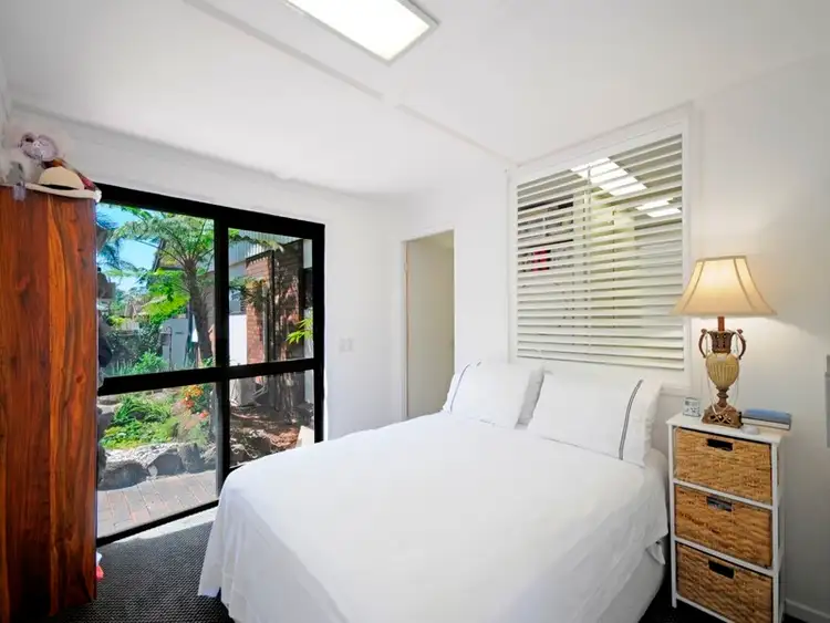 Fifth view of Homely house listing, 6 Penguin Parade, Burleigh Heads QLD 4220