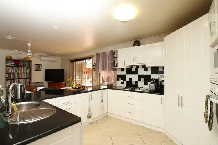 Second view of Homely house listing, 5 Marlee Court, Warrnambool VIC 3280