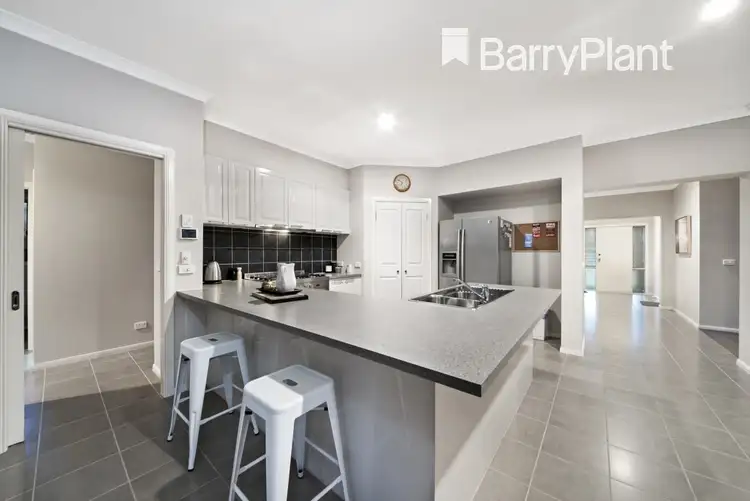 Sixth view of Homely house listing, 11 Malouf Court, Pakenham VIC 3810