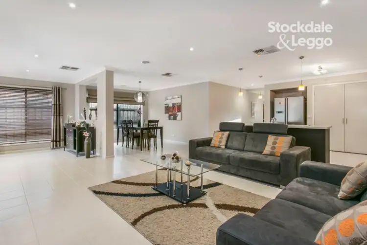 Sixth view of Homely house listing, 6 Els Court, Berwick VIC 3806