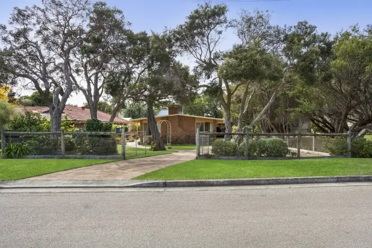 18 Whitehead Street, Blairgowrie VIC 3942