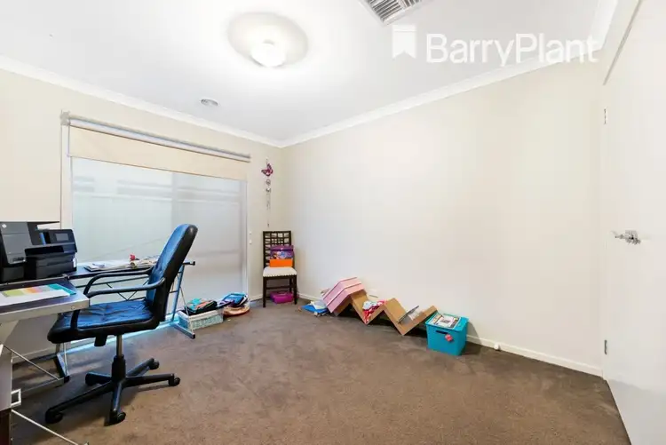 Sixth view of Homely house listing, 8 Salvia Avenue, Pakenham VIC 3810