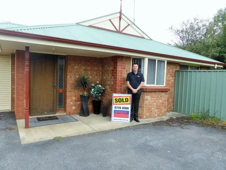 Main view of Homely unit listing, 4/5 Edward Street, Mount Gambier SA 5290