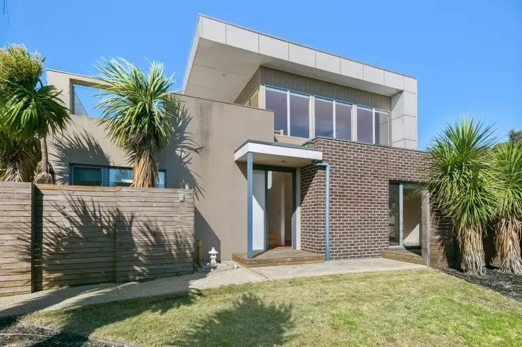 1/20-22 Geelong Road, Torquay VIC 3228
