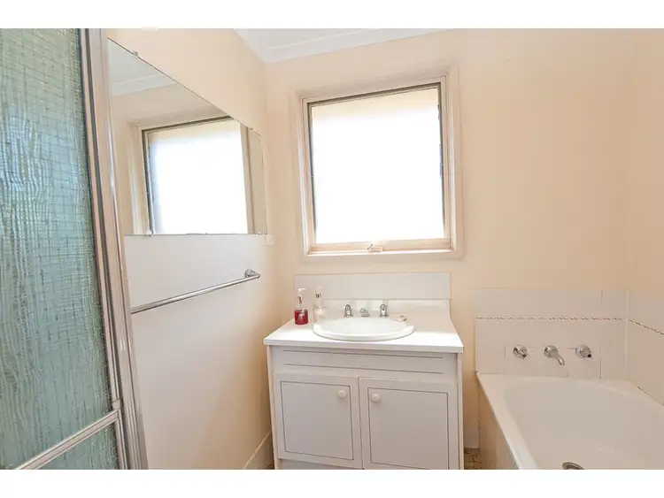 Seventh view of Homely house listing, 37 Kosciusko Road, Thurgoona NSW 2640