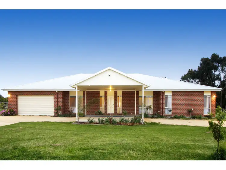 24 Boggy Creek Road, Longford VIC 3851